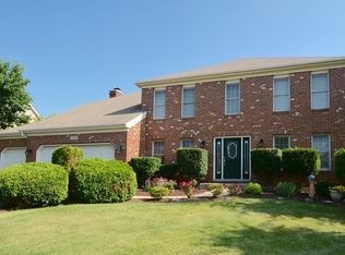 1135 Thackery Ln, Naperville, IL