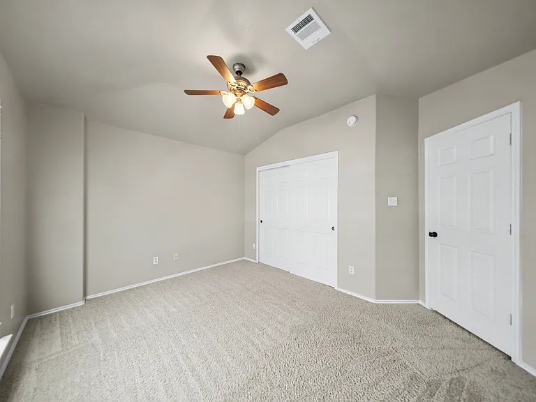 2203 Ryan Dr — Photo 29