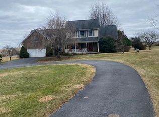 521 Singhass Rd, Winchester, VA 22602