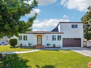 8855 Lilienthal Ave, Los Angeles, CA 90045