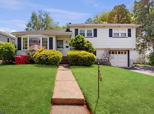 65 Golf Rd, Bloomfield, NJ 07003