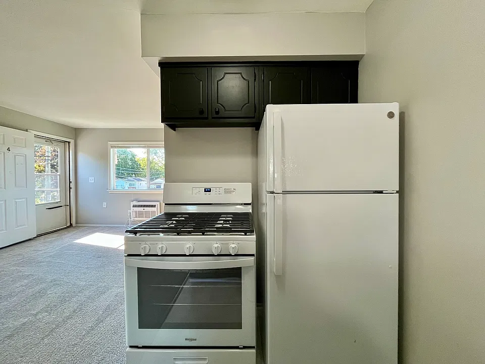 4431 Oakwood Blvd