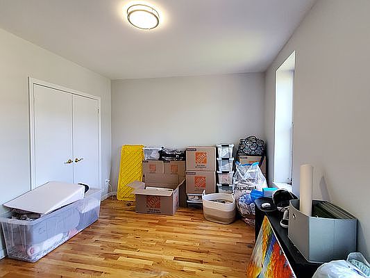 3rd image of 535 Parkside Ave APT 2C
