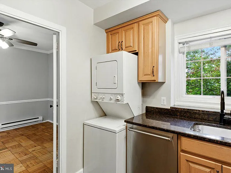 1006 Valley Dr — Photo 17