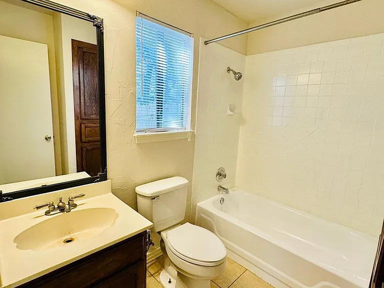 6810 Deatonhill Dr #116-7 — Photo 19
