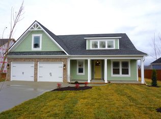 442 Roseland Ln, Lenoir City, TN 37772