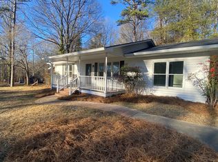 1307 Pine Valley Rd, Gainesville, GA 30501