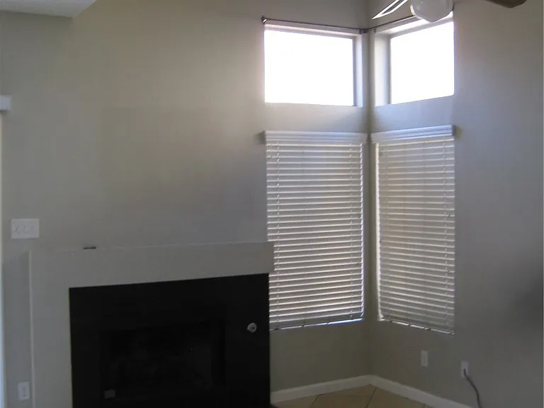 1709 Steamboat Dr — Photo 5