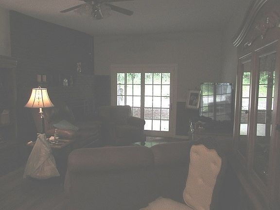 4th image of 435 Trimble Br