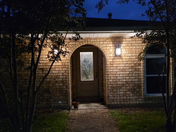 3505 Pecan Dr
