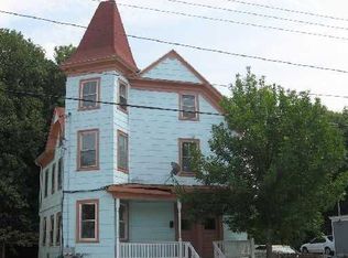 986 Cranston St, Cranston, RI 02920