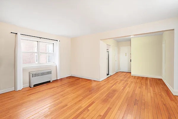 Rented by Waldstar Real Estate LLC | media 2