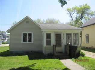 1718 1st Ave, Perry, IA 50220