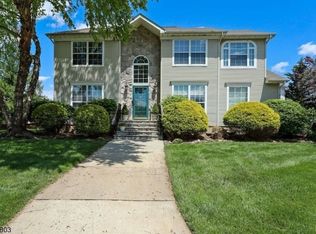 1 Whitehead Rd, Bridgewater, NJ 08807