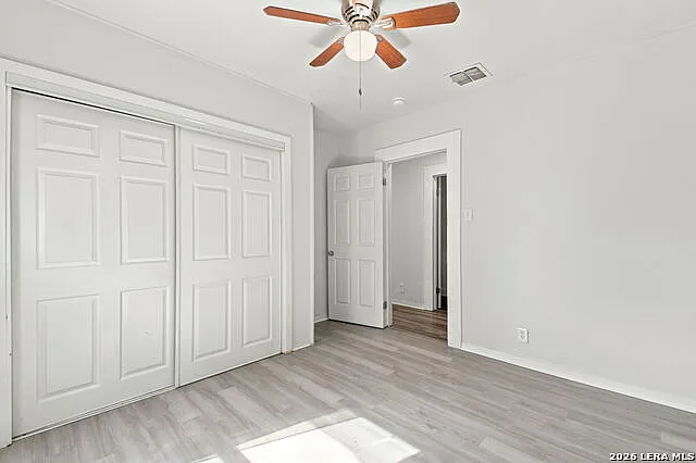 262 E Southcross Blvd — Photo 16