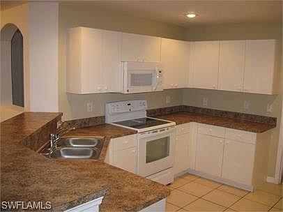 3rd image of 1513 NE 35th St