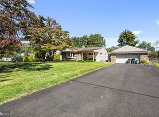 29 Holly Rd, Southampton, PA 18966