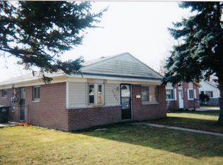 27007 Sally Ct, Taylor, MI 48180