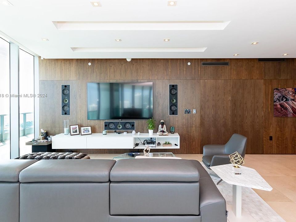 1st image of 900 Biscayne Blvd APT 3506