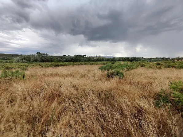 93 Sunburst Dr, Cody, WY 82414
