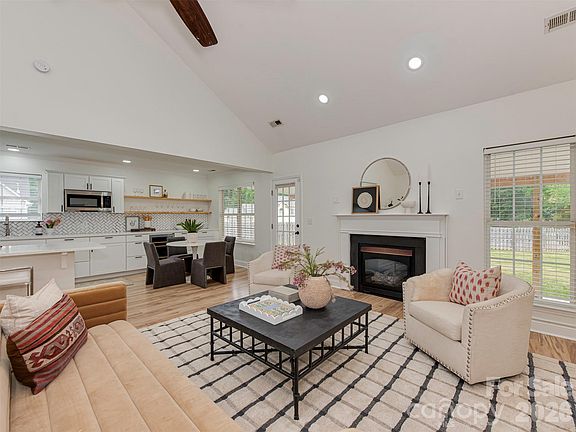 2nd image of 9221 Forest Green Dr
