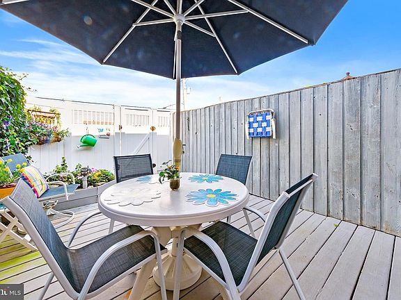 5th image of 8311 Long Beach Blvd #4