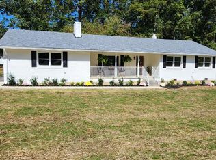 1100 Cherokee Trl, Covington, VA 24426