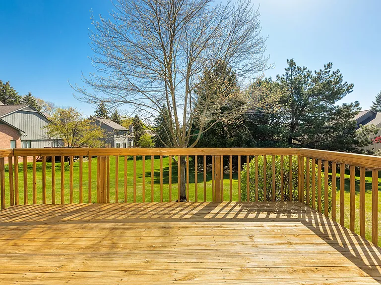 37743 Avon Ln — Photo 29