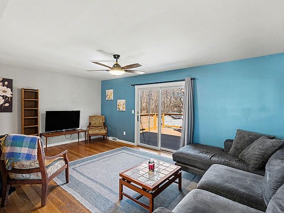 4th image of 4268 Catalpa Dr