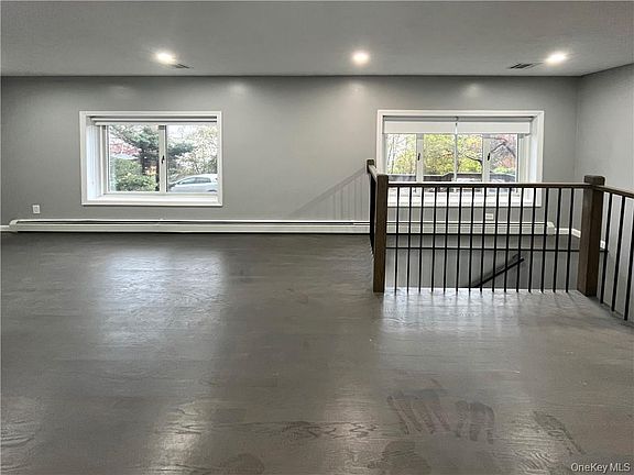 2nd image of 31 Riverside Ave