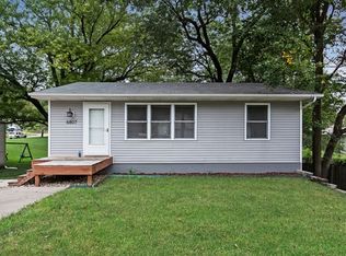 6807 SW 13th St, Des Moines, IA 50315