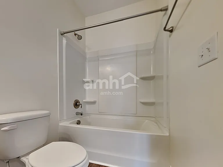 533 Lateleaf Dr — Photo 17
