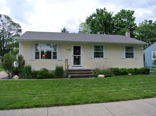 5438 Madison Ave SE, Kentwood, MI 49548