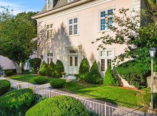 216 Nesmith St APT 3, Lowell, MA 01852