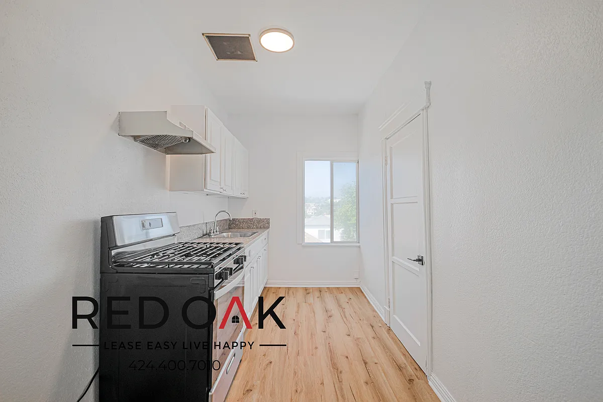 Building Photo - 406 N Bixel St #6