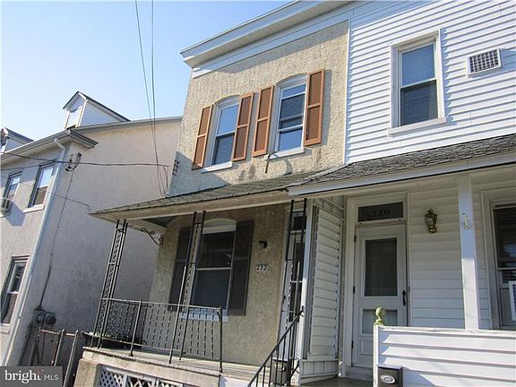 2nd image of 232 Milligan St