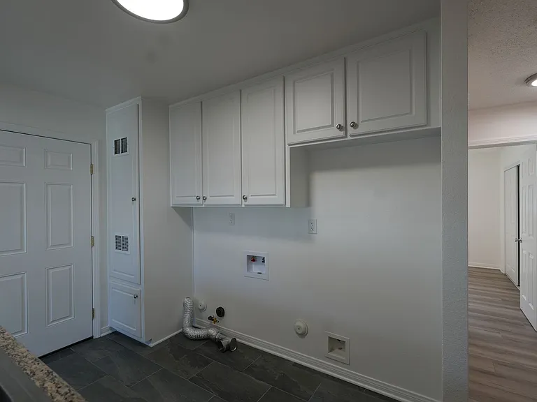 5157-5205 1/2 Santa Ana St — Photo 11
