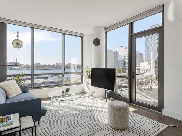 50 Greenpoint Ave, Brooklyn, NY 11222