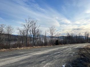 5 W Side Dr, Rangeley, ME 04970