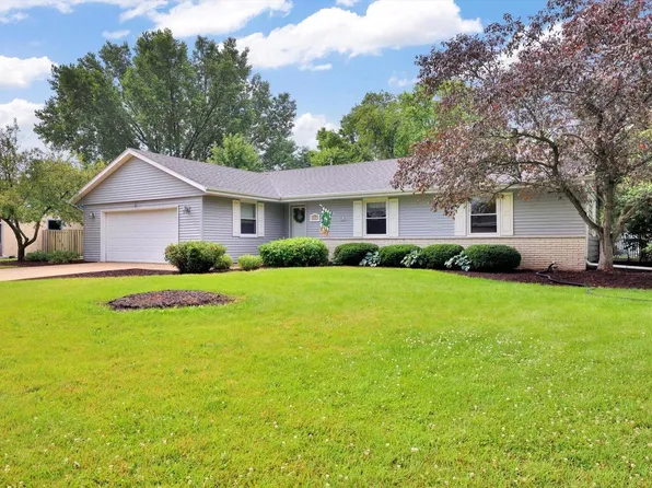 3827 West Minnesota AVENUE, Franklin, WI 53132