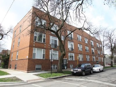 3845 W Fullerton Ave #3, Chicago, IL, 60647