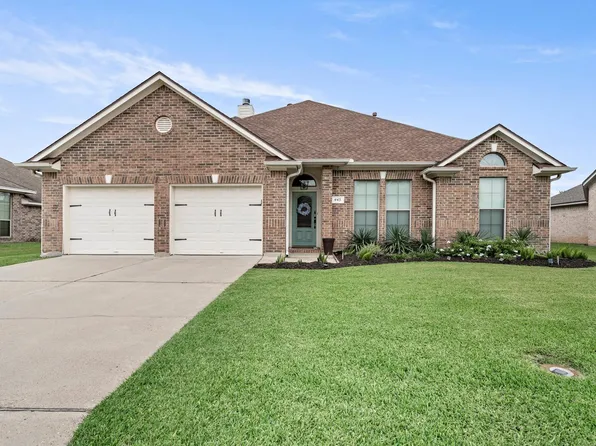445 S Oaks Dr, Beaumont, TX 77706