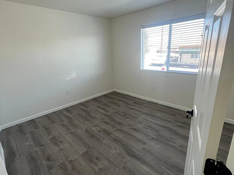 4120 Cactus St #A — Photo 6