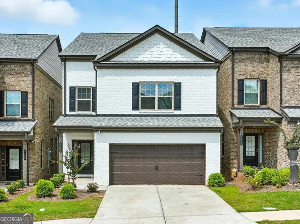 4245 Almanor Cir, Norcross, GA 30071