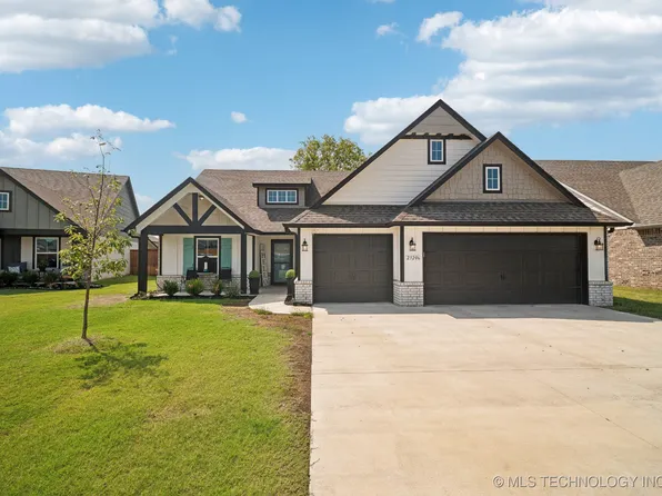 23206 E 102nd Pl S, Broken Arrow, OK 74014