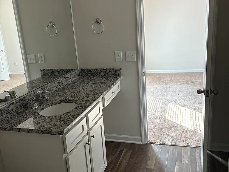 1427 Native Garden Rd — Photo 7