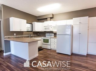 304 Lewis Estates Blvd NW #102, Edmonton, AB T5T6Y7