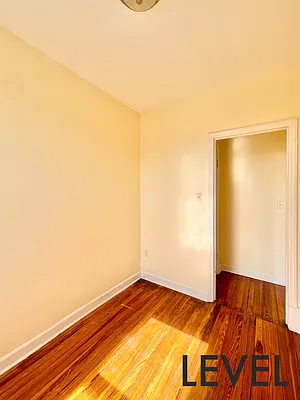 Rented by Level Group | media 69