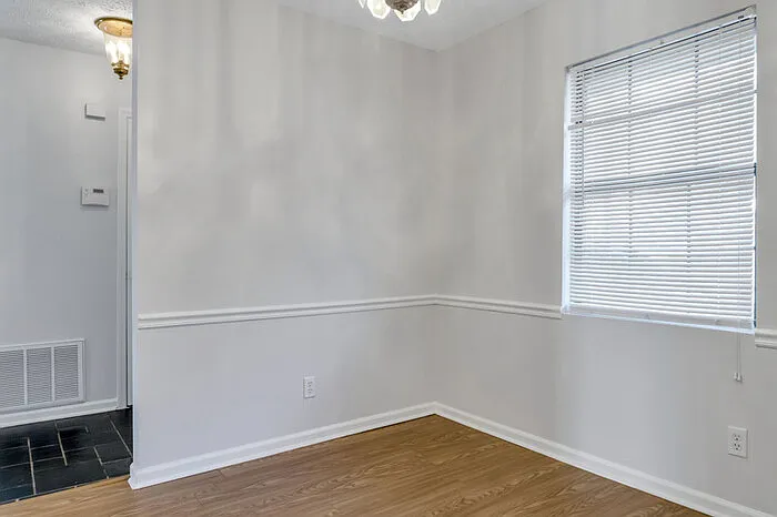 207 Whittington Dr — Photo 4
