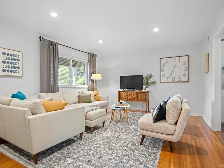 7001 Blue Bird Dr — Photo 6